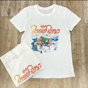 NWOT The Beach Boys Tee (XS)